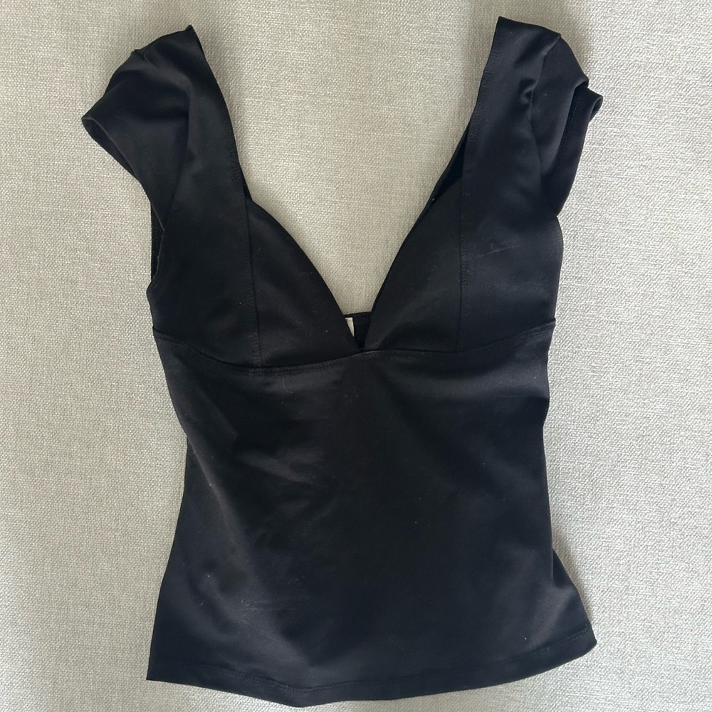 Black V-Neck Sleeveless Top